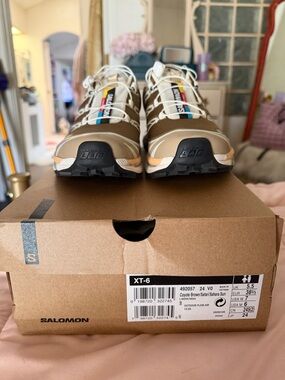 Salomon XT-6 Men’s Coyote Brown with White and Black Accents